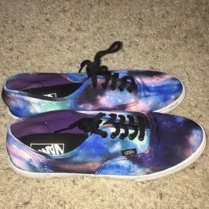GALAXY VANS 👽🌕